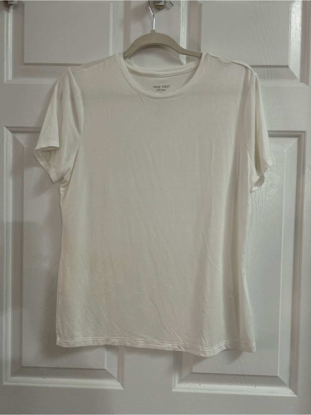 Nine West White Short Sleeve Crewneck Tee